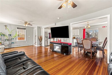 36 Bowlet St, Providence, RI 02909 - photo 3