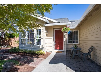 1634 SW Spence Ave, Troutdale, OR 97060 - photo 2