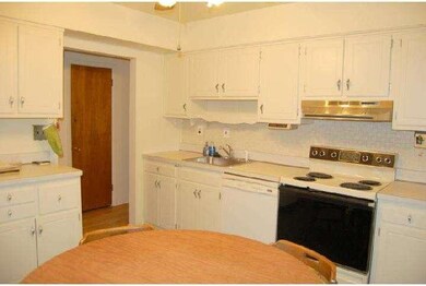 5 Robin Ln, Lafayette Hill, PA 19444 - photo 4