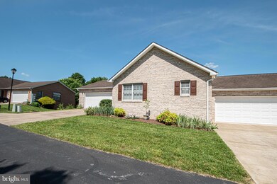 64 Tyler Cir unit C4, Strasburg, VA 22657 - photo 6