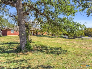 2102 Cedar Valley Dr, Kingsland, TX 78639 - photo 2