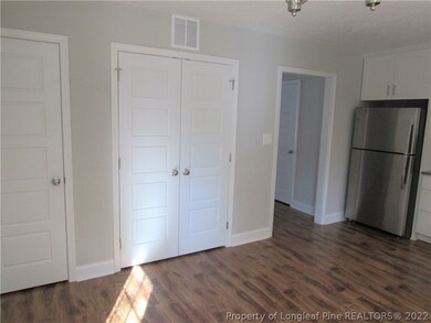 461 Mcbain Dr, Fayetteville, NC 28305 - photo 7