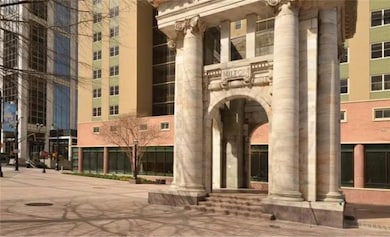 Peachtree Towers Condominiums unit 5M, Atlanta, GA 30308 - photo 2