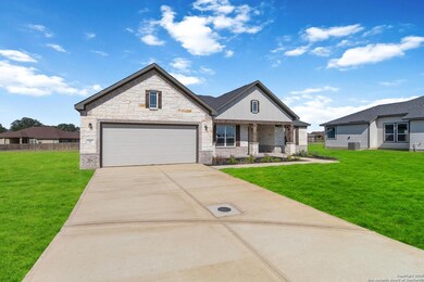 1587 Vista View Dr, Pleasanton, TX 78064 - photo 2