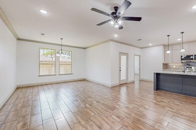 307 W Waco St, Ennis, TX 75119 - photo 6