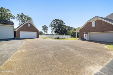 6-web-or-mls-681 Gaines Road-05