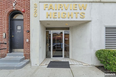 320 Anderson Ave unit 1B, Fairview, NJ 07022 - photo 4