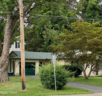 213 E Catharine St, Milford, PA 18337 - photo 4