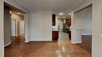 10018 Pinecrest Dr, Providence Village, TX 76227 - photo 4