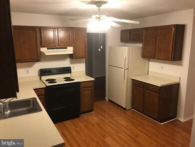 12208 Kings Arrow St, Bowie, MD 20721 - photo 7