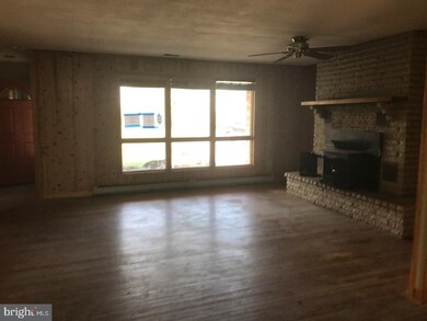 56 N Greenview Rd, Schuylkill Haven, PA 17972 - photo 6