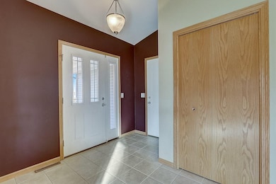 5223 Snapdragon Trail, Fitchburg, WI 53711 - photo 2