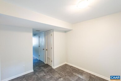 138 Quince Ln, Charlottesville, VA 22902 - photo 6