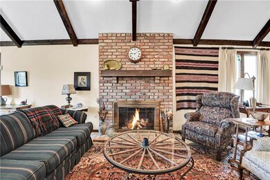 15416 Johnson Dr, Shawnee, KS 66217 - photo 4