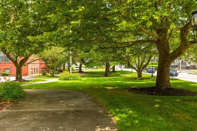 325 Plantation St unit 115, Worcester, MA 01604 - photo 2