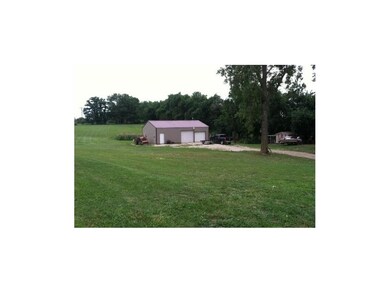 30X40 detached garage with electricity
