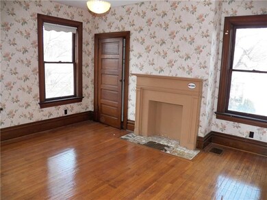 Top Unit - 1st Bedroom