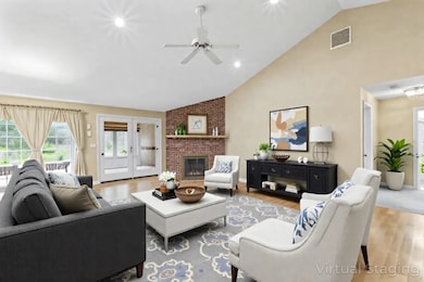 13 Deacon St, Northborough, MA 01532 - photo 5