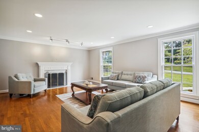 8217 Windsor View Terrace, Potomac, MD 20854 - photo 5