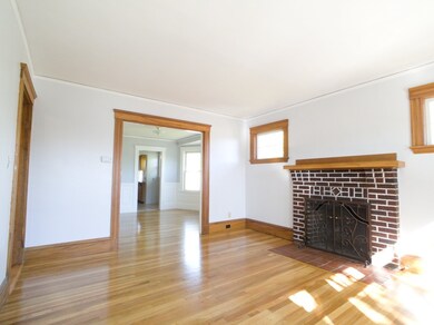 103 - 105 Lake St unit 105, Arlington, MA 02474 - photo 4