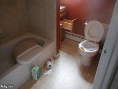 337 W 5th St, Lansdale, PA 19446 - photo 5