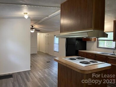 145 Merriman Rd, Statesville, NC 28625 - photo 4