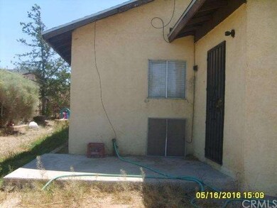16840 Sunset Dr, Victorville, CA 92395 - photo 4