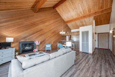 18575 SW Century Dr unit 636, Bend, OR 97702 - photo 2