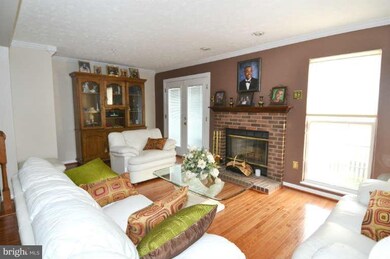 759 Pine Drift Dr, Odenton, MD 21113 - photo 5