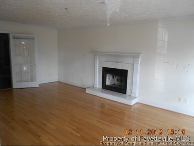 882 Duval Dr, Fayetteville, NC 28304 - photo 3