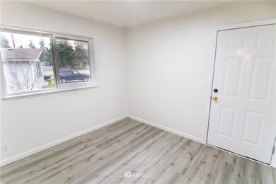 8912 Mulberry Ct SE, Yelm, WA 98597 - photo 3