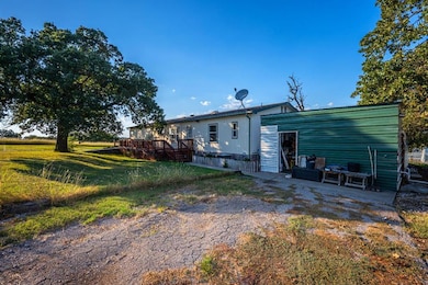 9382 Red Gate Ranch Rd, Wynnewood, OK 73098 - photo 7