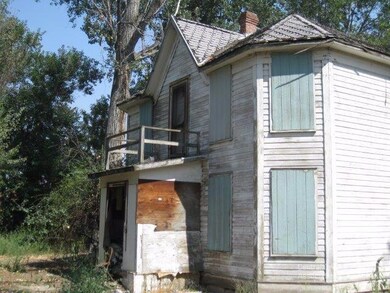 117 W Franklin Ave, Dayville, OR 97825 - photo 3