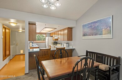 Dining/Kitchen