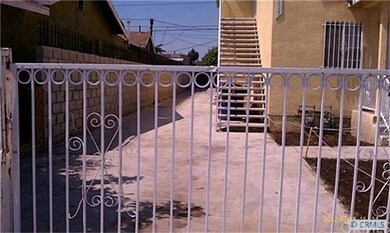GATED PARKING DRIVE WAY