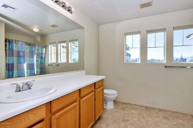4138 W Carter Rd-large-015-023-Master Be