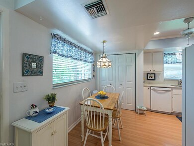 Kitchen dining area