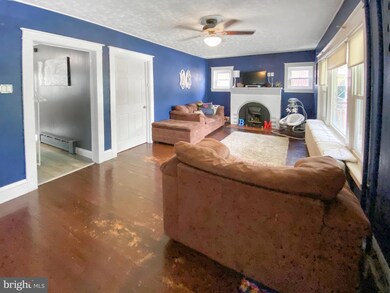 1608 Delaware Ave, Reading, PA 19610 - photo 5