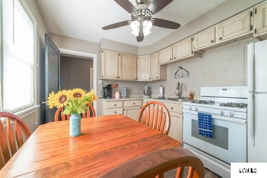 1609 Broadway St, Lincoln, IL 62656 - photo 7