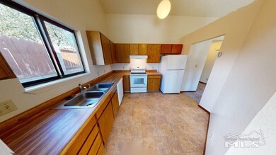 653 W National Ave, Winnemucca, NV 89445 - photo 5