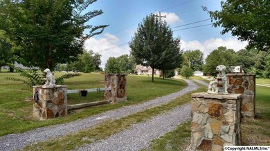 5579 Simpson Point Rd, Grant, AL 35747 - photo 3