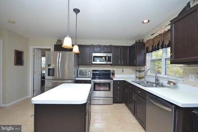 13243 Scottish Hunt Ln, Bristow, VA 20136 - photo 7