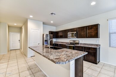 Kitchen 4