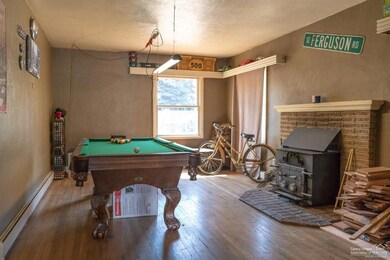 910 NE 8th St, Bend, OR 97701 - photo 6