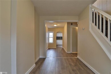 412 N Spruce St, Allentown, PA 18102 - photo 4
