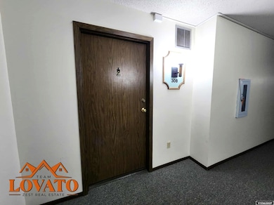 4460 S Poplar #308c St, Casper, WY 82601 - photo 3