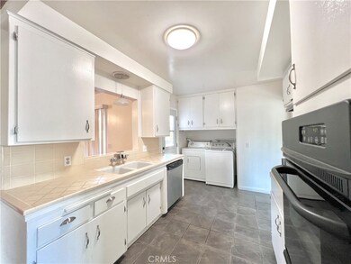 943 E Foothill Blvd, Glendora, CA 91741 - photo 6