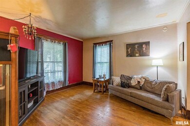 2207 W 4th St, Davenport, IA 52802 - photo 5