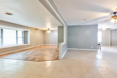 1907 Bridle Ln, Gainesville, TX 76240 - photo 6