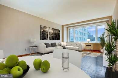 The Potomac Plaza Co-op unit 527, Washington, DC 20037 - photo 3